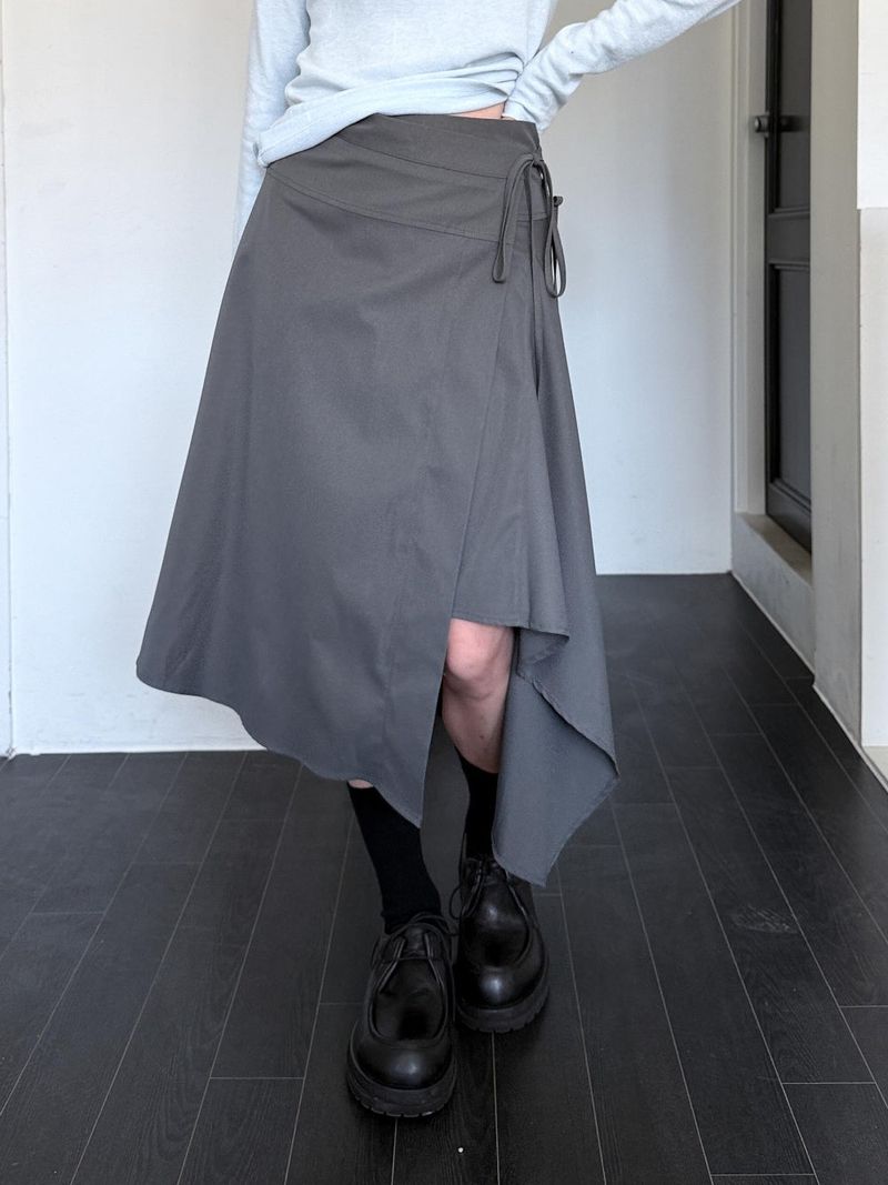  CUTTING DRAPE SKIRT