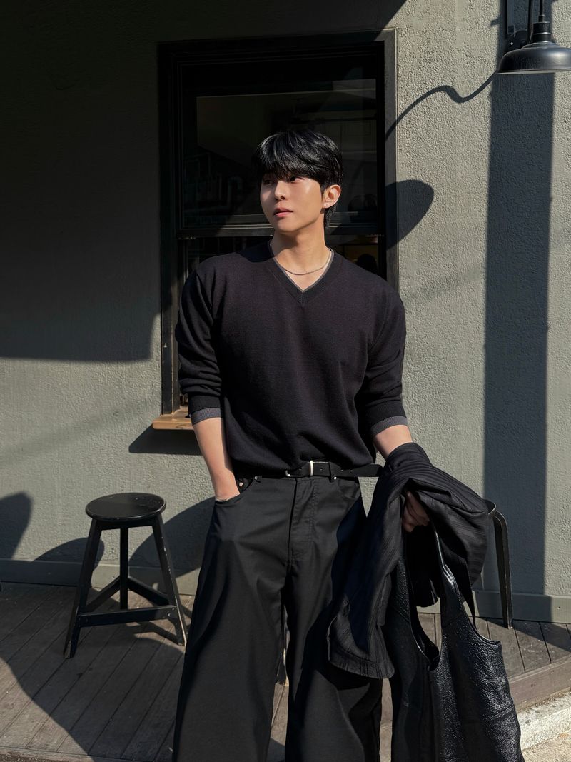 Avan straight rivet slacks