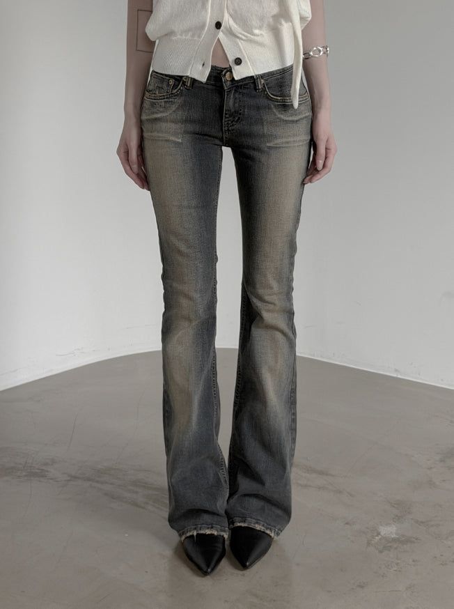 mnem（ムネム）の「Sand Tin Washed Raw Bootcut Denim（Pants）」