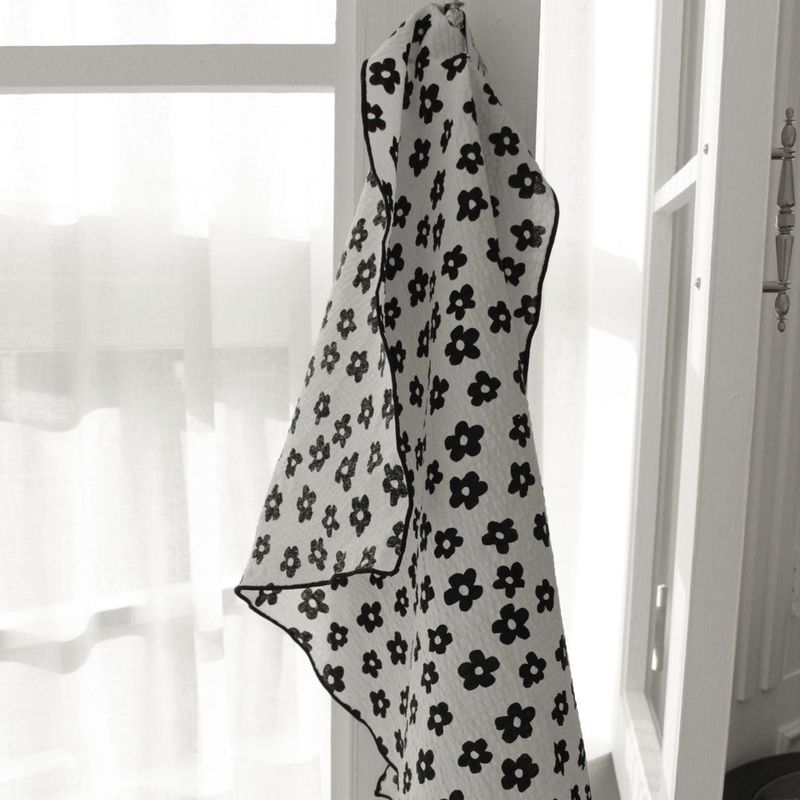 Black flower kitchen cloth