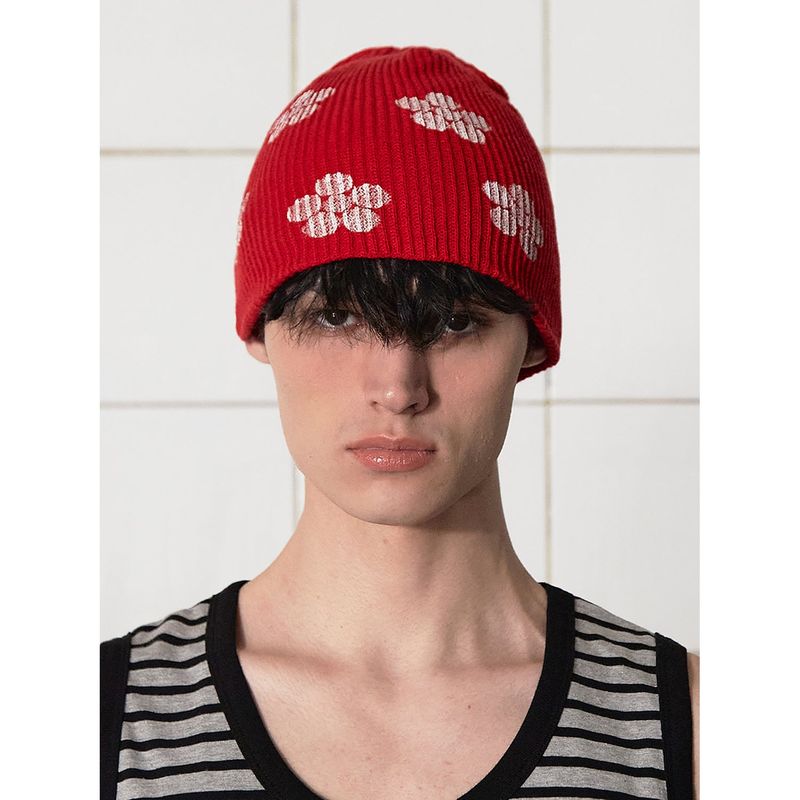 BUTTON FLOWER BEANIE / RED