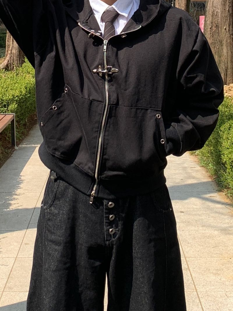 ボンベロバックルフードジップアップ