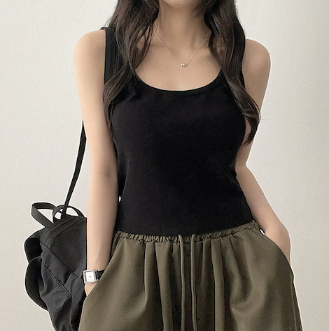 Derming knit sleeveless shirt