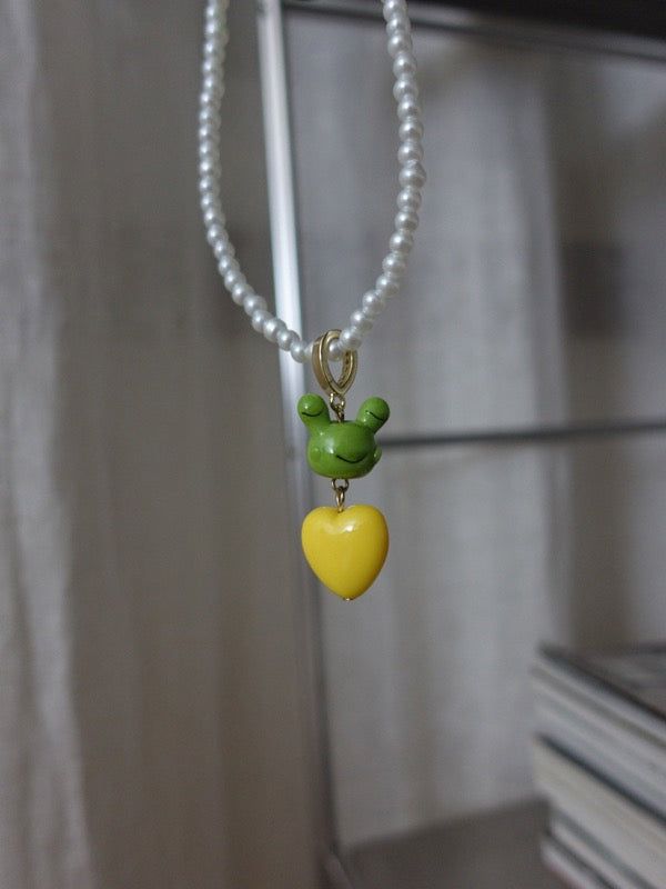 VIVIC（ビビク）の「CUTE FROG PENDANT PEARL NECKLACE（Accessories）」