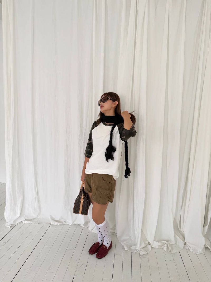 Camo raglan sleeve T
