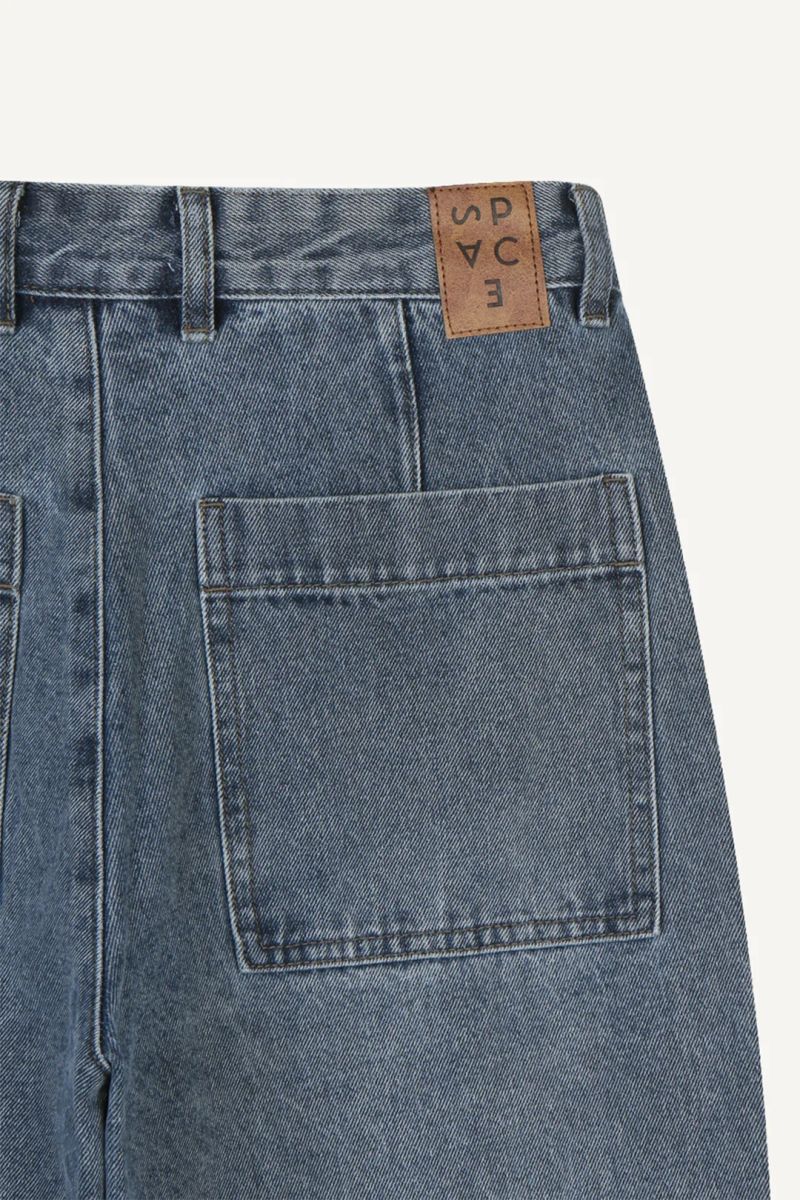 Essential Two Pintuck Denim Pants