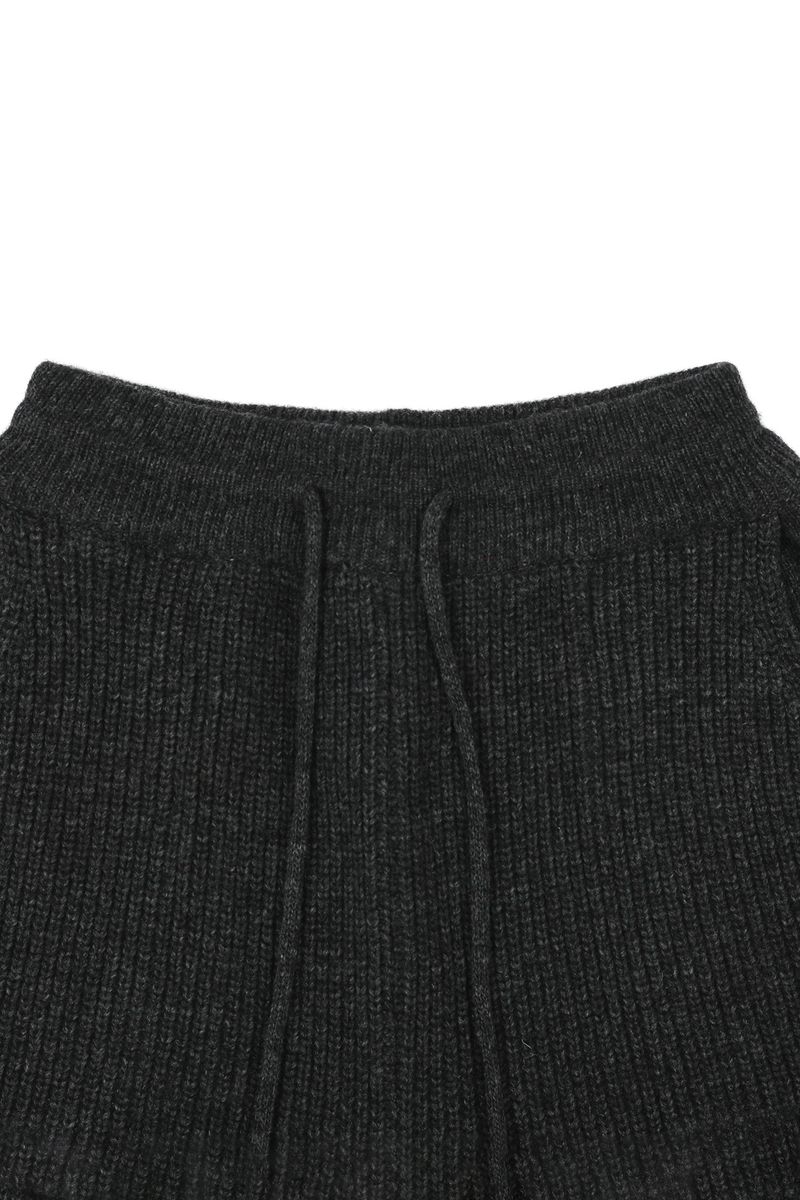 Bermuda knit wool pants [Charcoal]