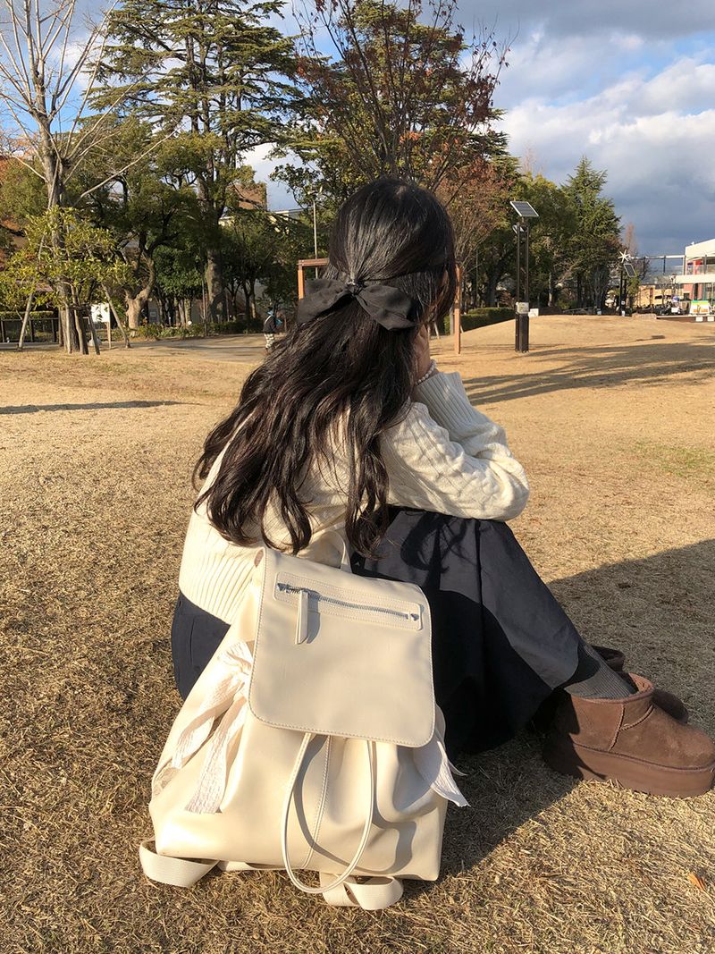 Classic bow bakcpack_cream