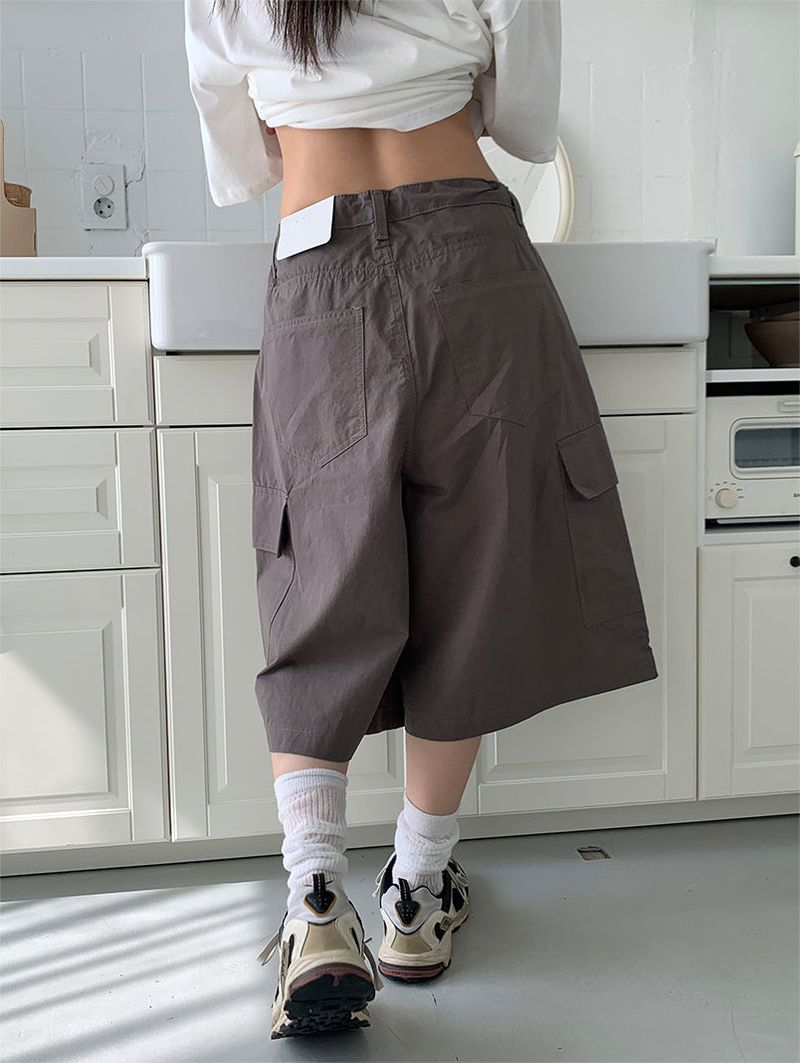 LIGHT CARGO BERMUDA PANTS (3C)