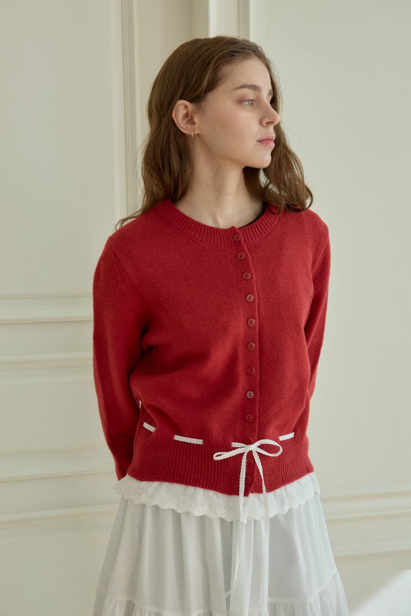 PINK PINEAPPLE(ピンクパイナップル)の「BLOOMING LACE KNIT CARDIGAN(Tops)」