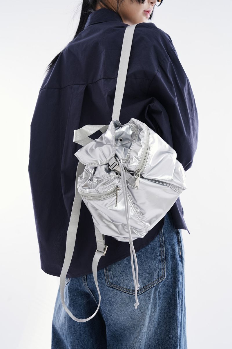Raucohouse（ラウコハウス）の「Popcorn glossy pocket mini backpack（Bags）」