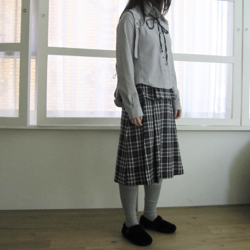 ダブルレイヤーチェックスカート