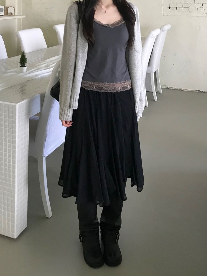 Rossi V-Neck Cardigan (2 colors)