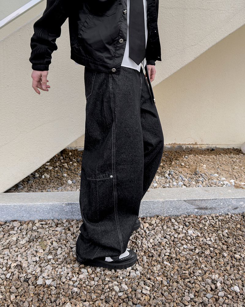 Aki Pin-Dart Non-Fade Denim