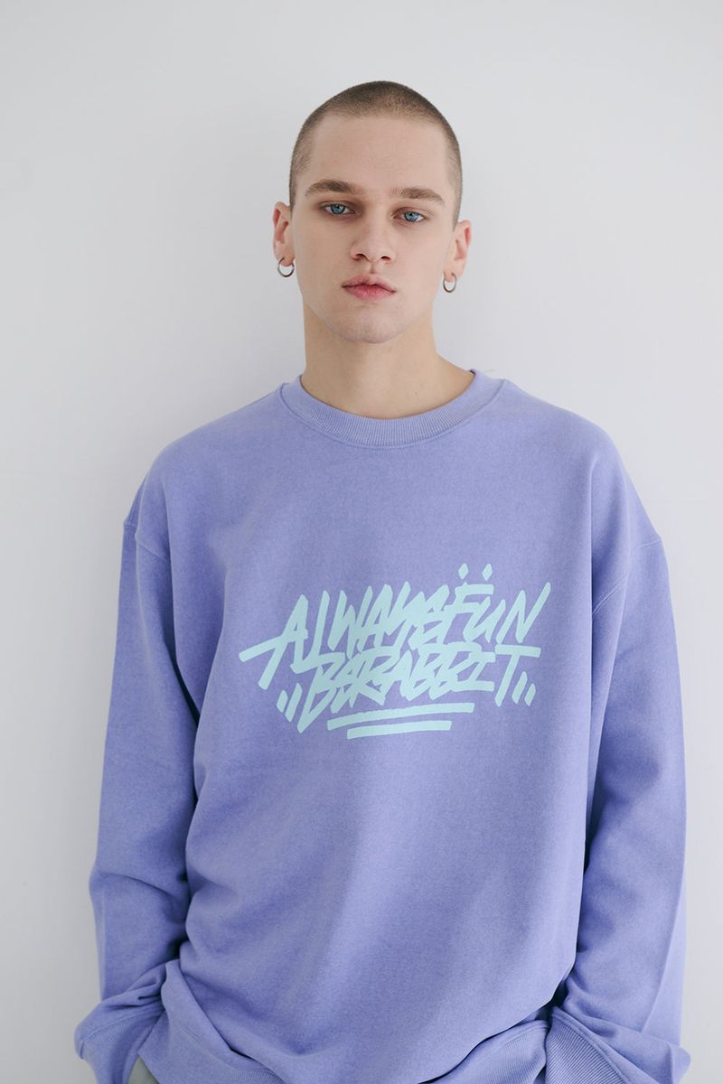 BSRABBIT(ビエスラビット)の「BSR2223FWPO072 FUN SCIBBLING BSRBT CREWNECK LAVENDER(Tops)」