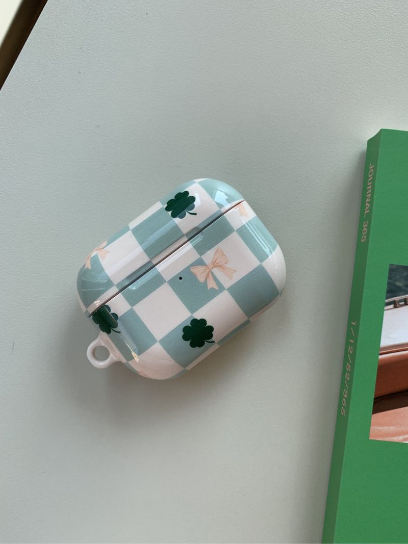 [MADE] 四つ葉のクローバー AirPodsケース