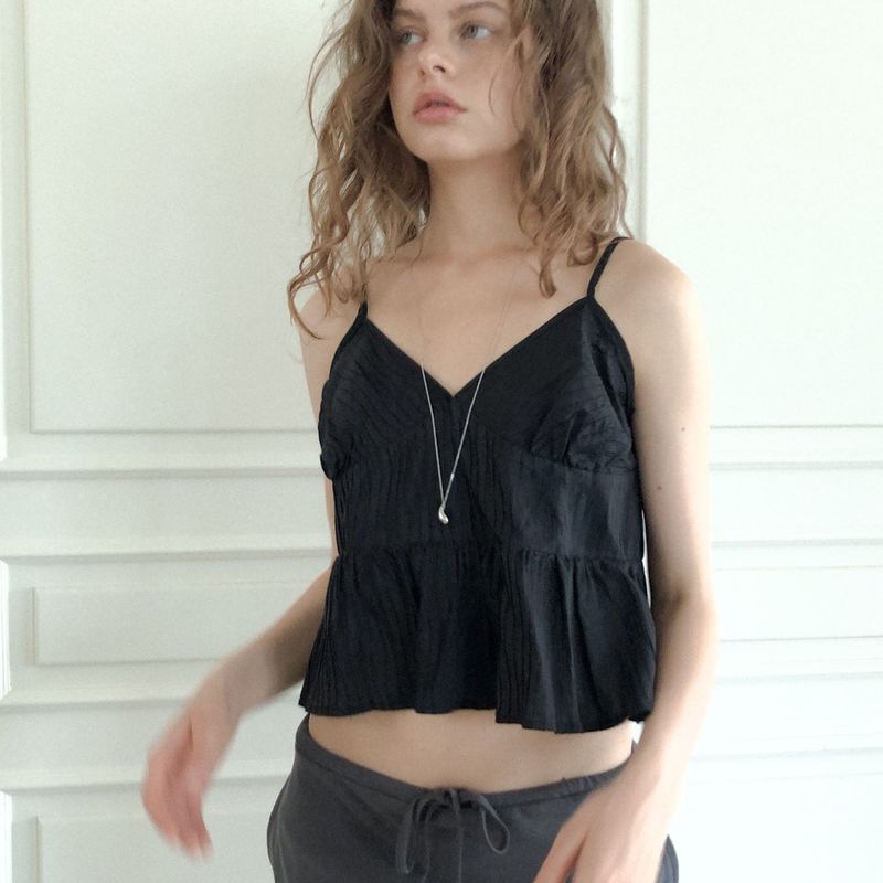 Maga sleeveless blouse (black)