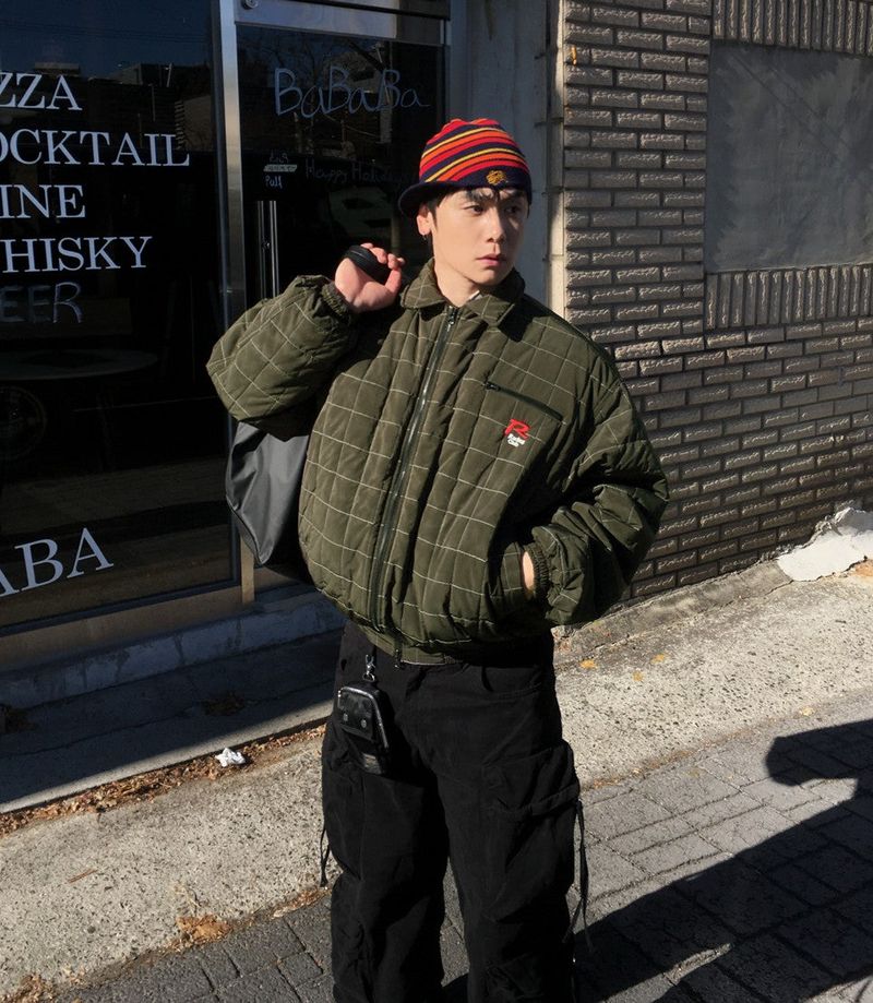 HOLY IN CODE（ホーリーインコード）の「No.1565 R square quilting JP (4color)（Jackets/Outerwear）」