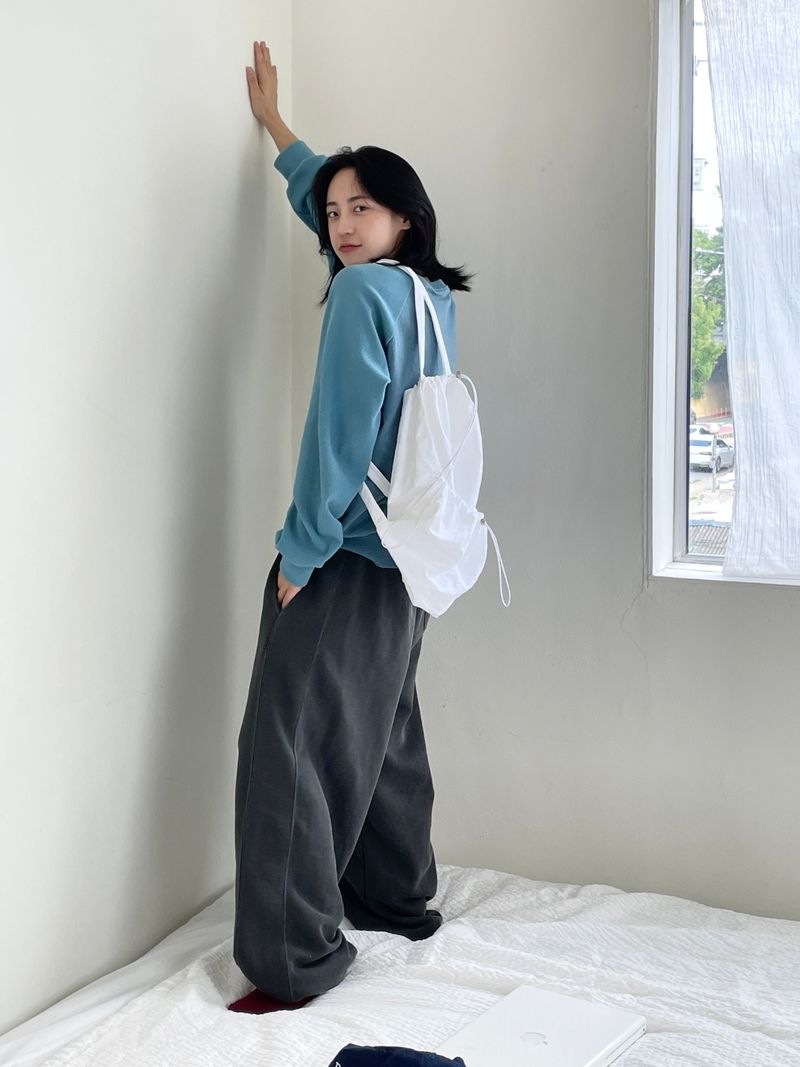 Peanut nylon spring backpack