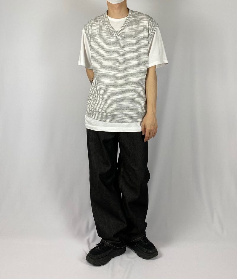 Boucle v neck layered vest