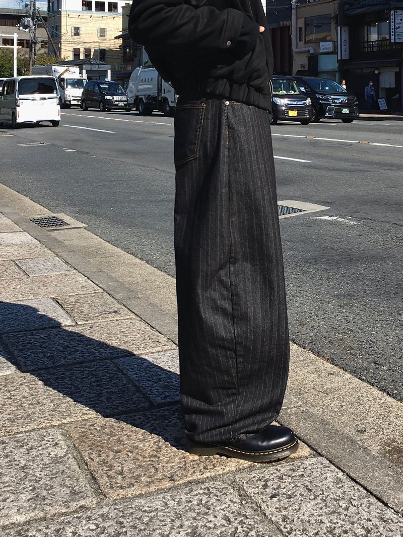 Crocket Herringbone Denim Pants (Black)