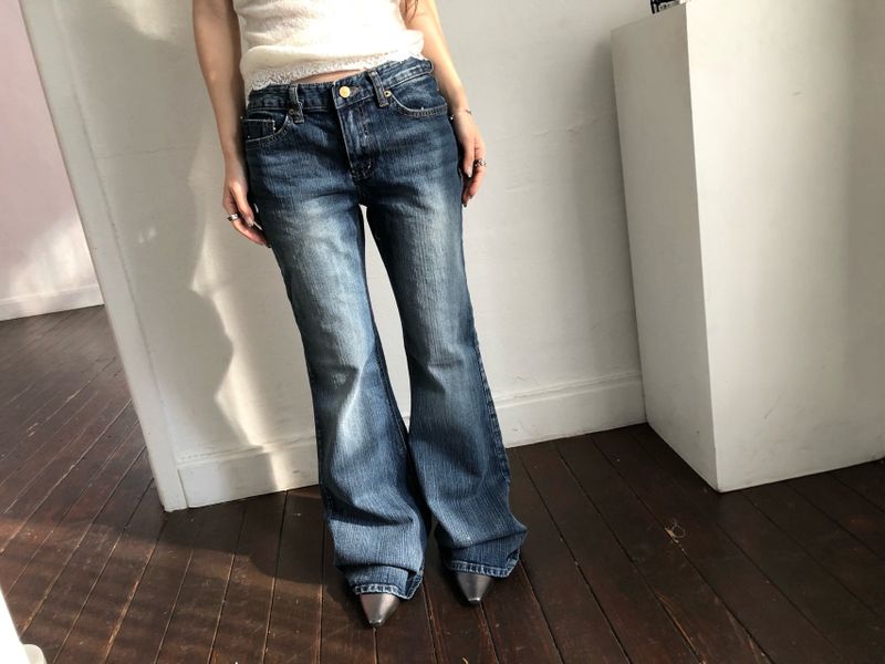 Scratch low denim