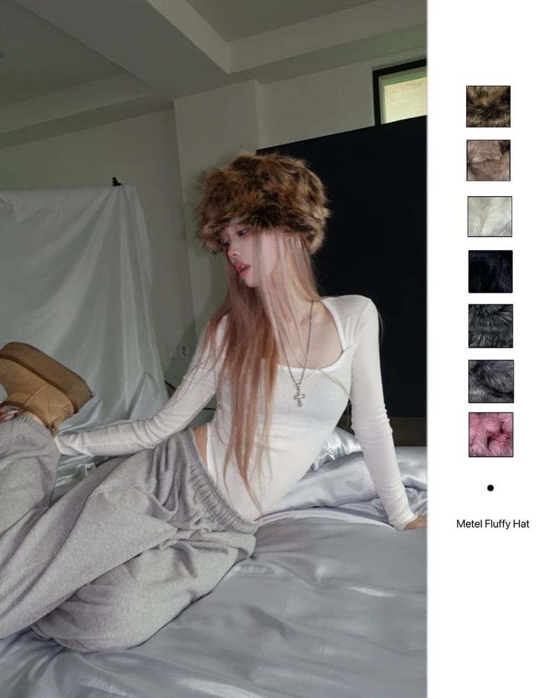Metel fluffy hat