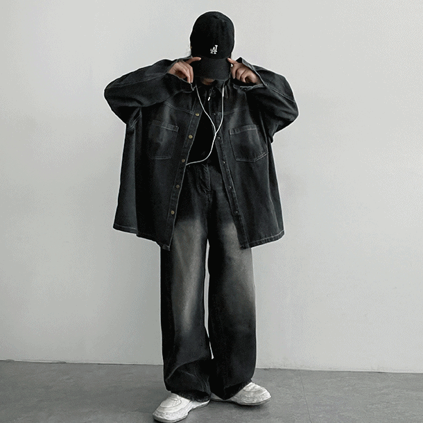 hijjoo（ハイチュー）の「Foucault Oversized-fit Snap Denim Shirt Jacket (2 colors)（Jackets/Outerwear）」