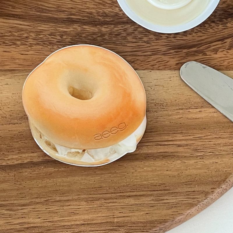 aeeg（エイグ）の「bagel tok（Smartphone Accessories）」