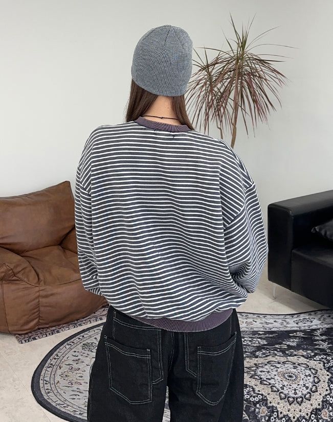 Cardil Button Stripe Sweatshirt