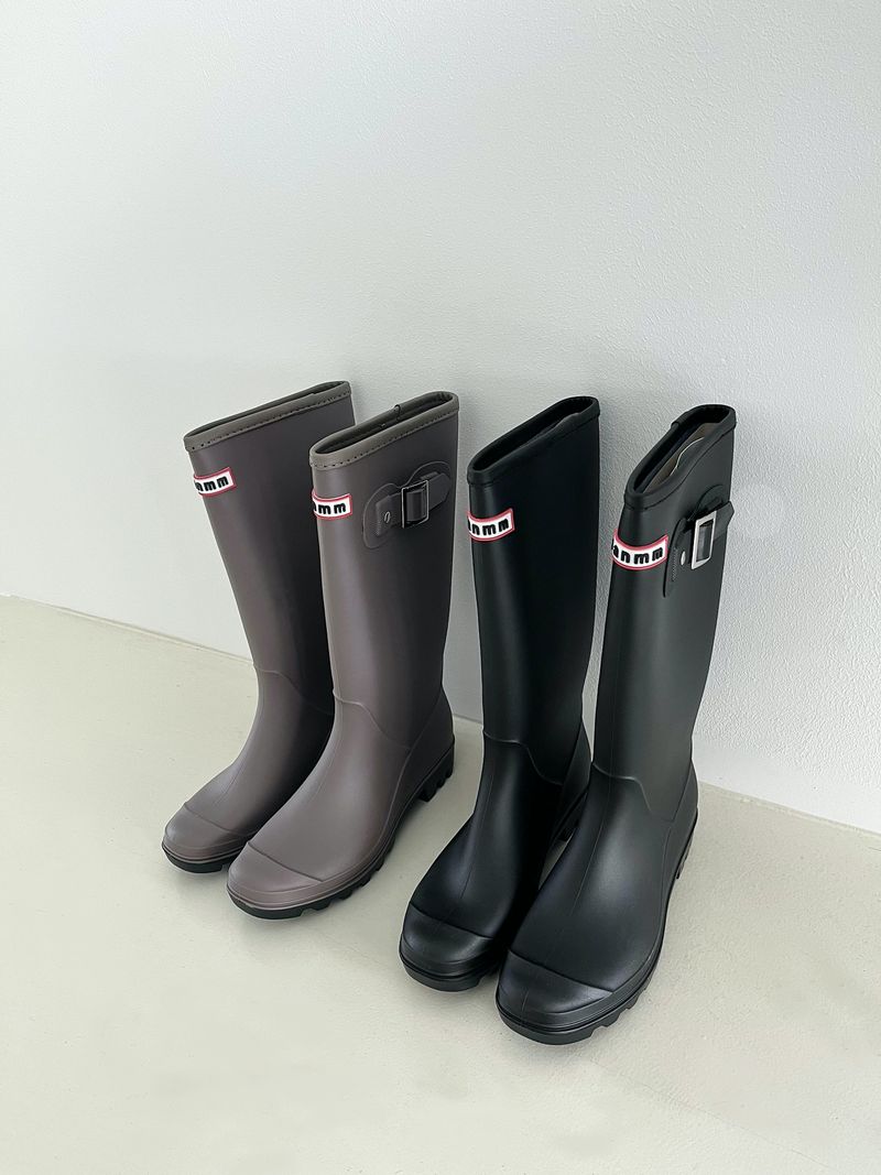 England buckle rain boots 