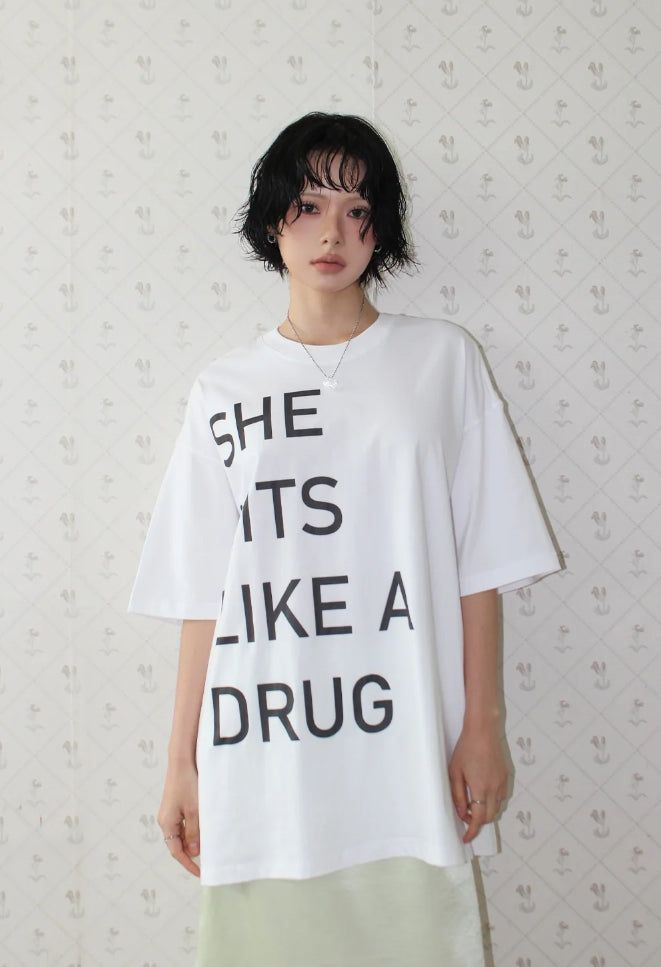 AAKE(アケ)の「BOY-FIT HIT GRAPHIC TEE(Tops)」