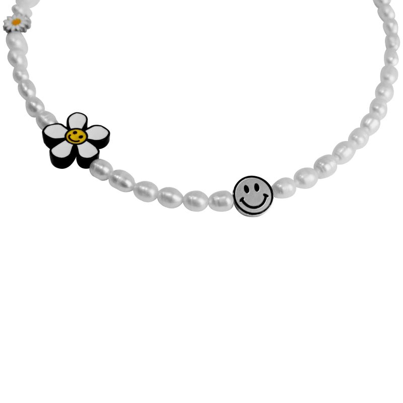 SMILEY PEARL CHOKER