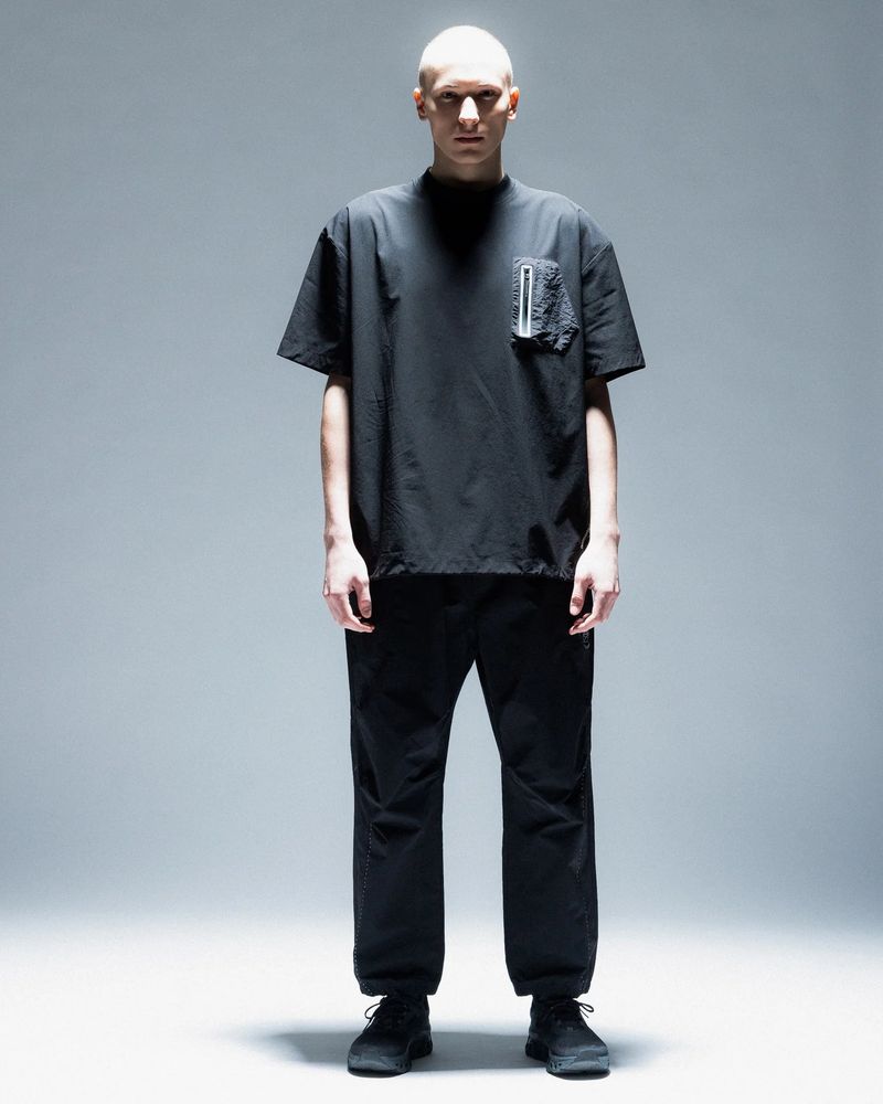NīNEpointNīNE（ナインポイントナイン）の「DSNVNPN® 203 ™ TEE - BLACK（Tops）」