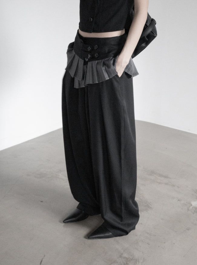 Curved Balloon Pleated Wrap Slacks