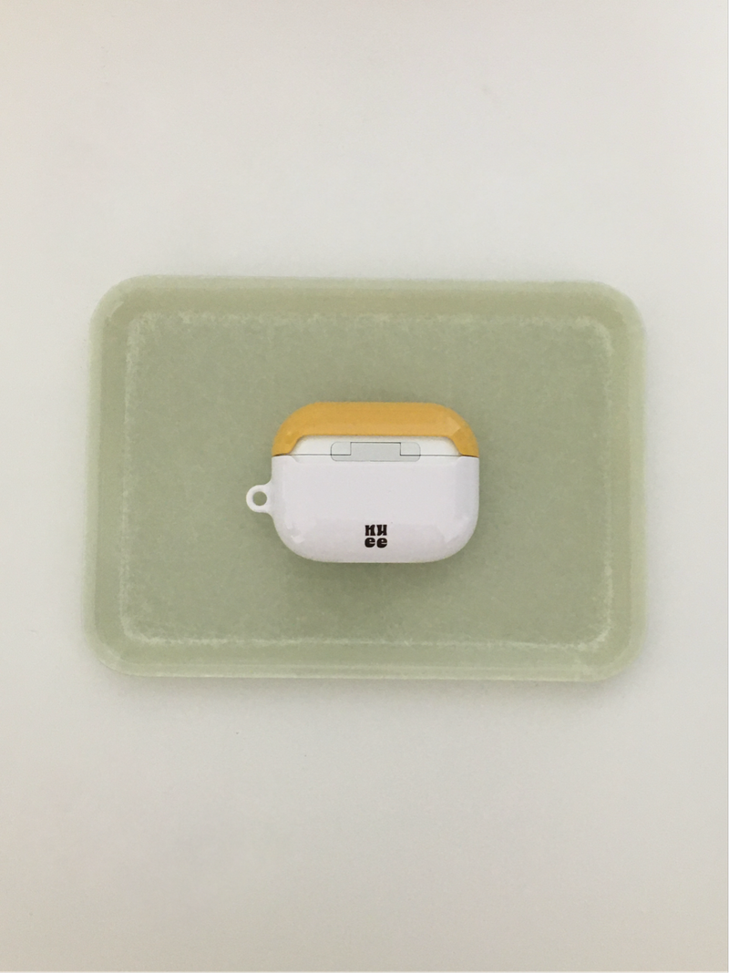 hot dog air pods case (mustard)