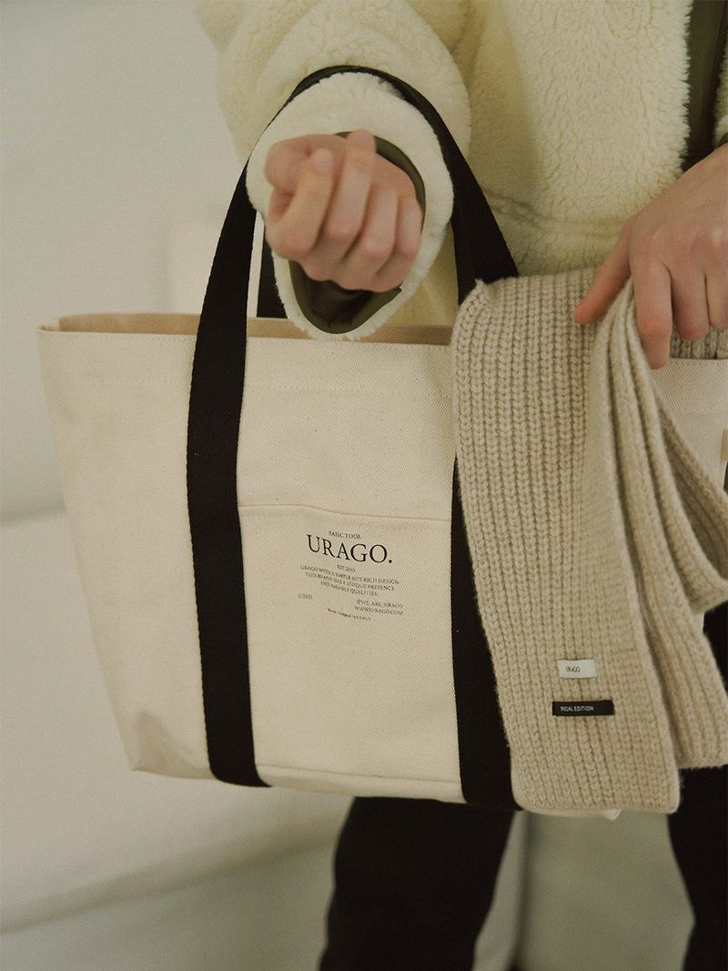 URAGO（ユラゴ）の「Herringbone tote bag（Bags）」
