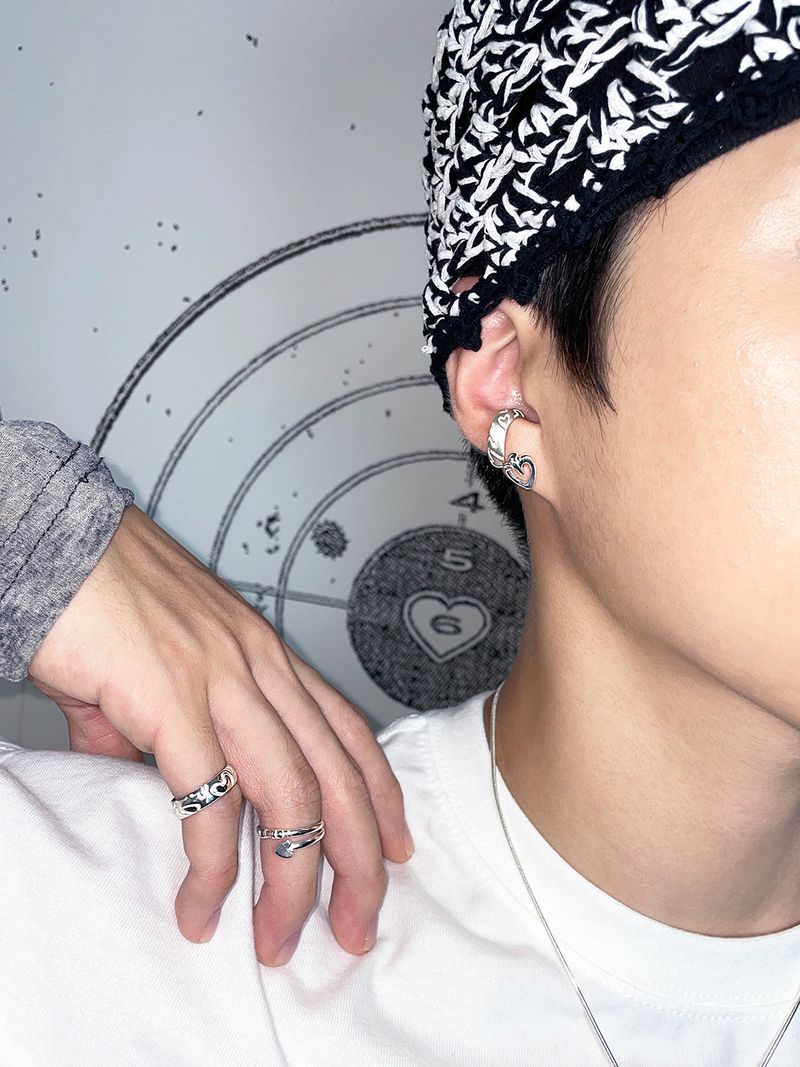 HEART TARGET RING