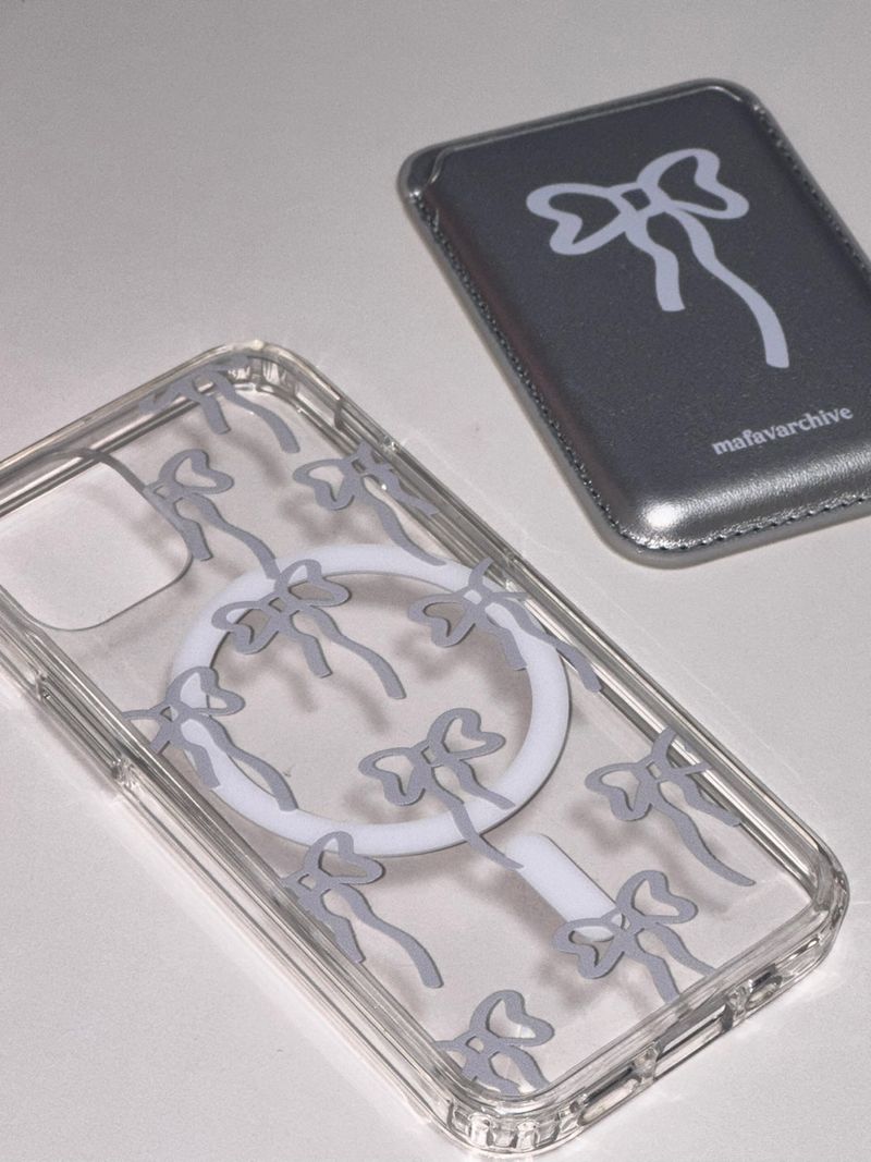 MAFAVARCHIVE(マイフェイブアーカイブ)の「ribbon magsafe silver jelly hard case(Smartphone Accessories)」