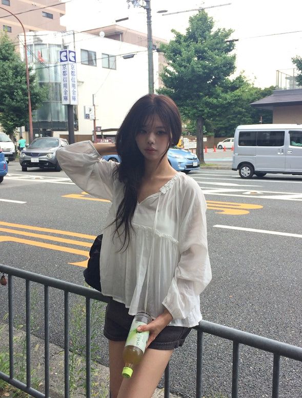 anyonemore（エニーワンモアー）の「Laden Shirring Frill Flare Long Sleeve Blouse（Tops）」