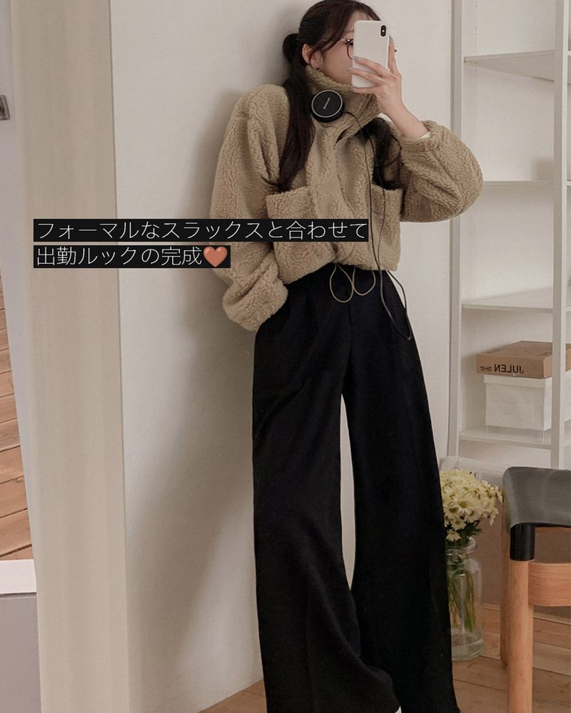 Wool crop jumper