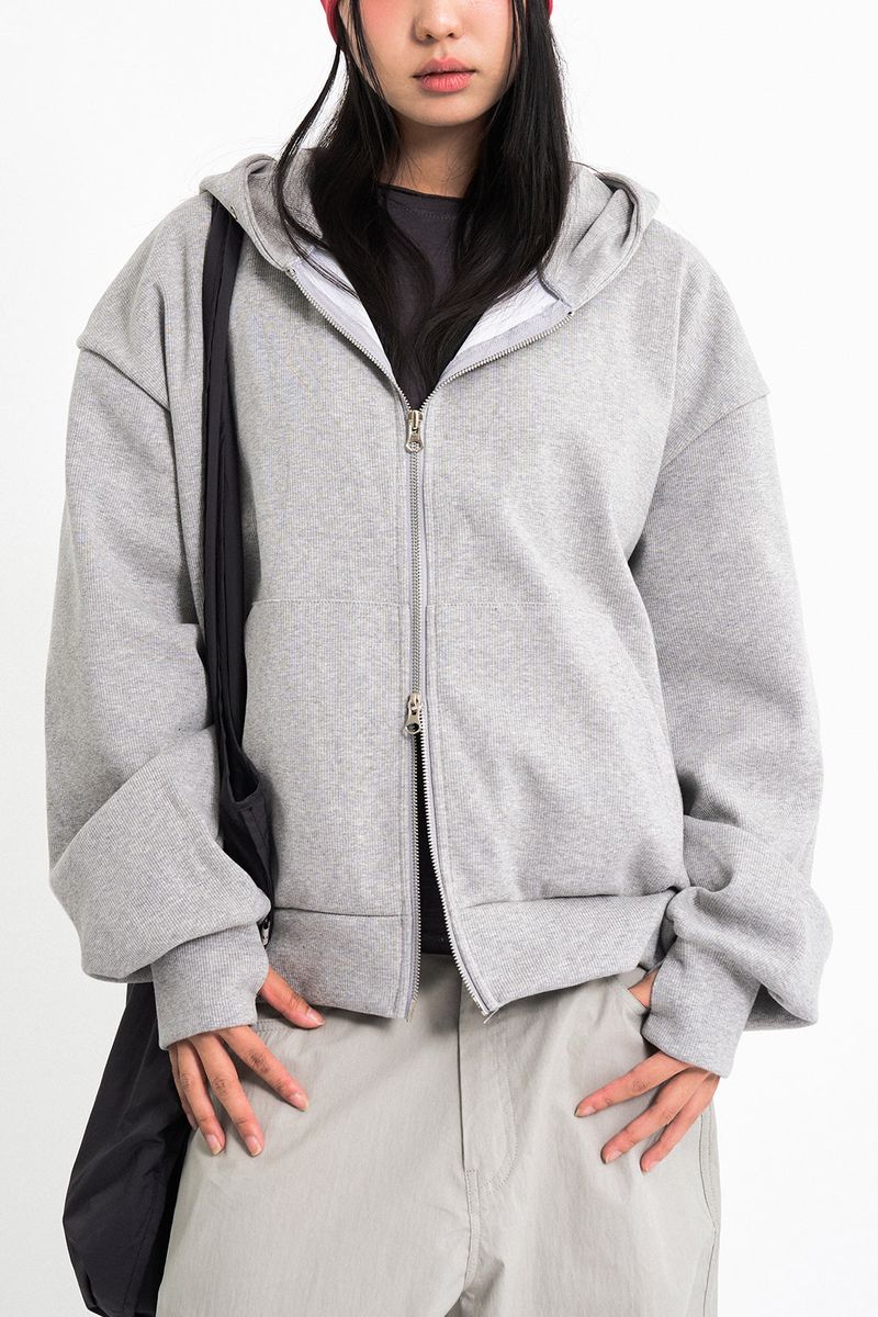 Lowell crop fingerhole hood zip-up