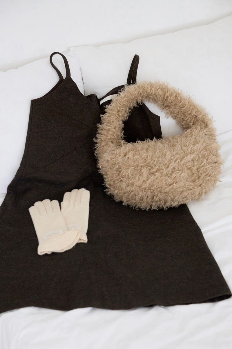 [MADE] BEBE PUPPY BAG (BEIGE) FUR BAG