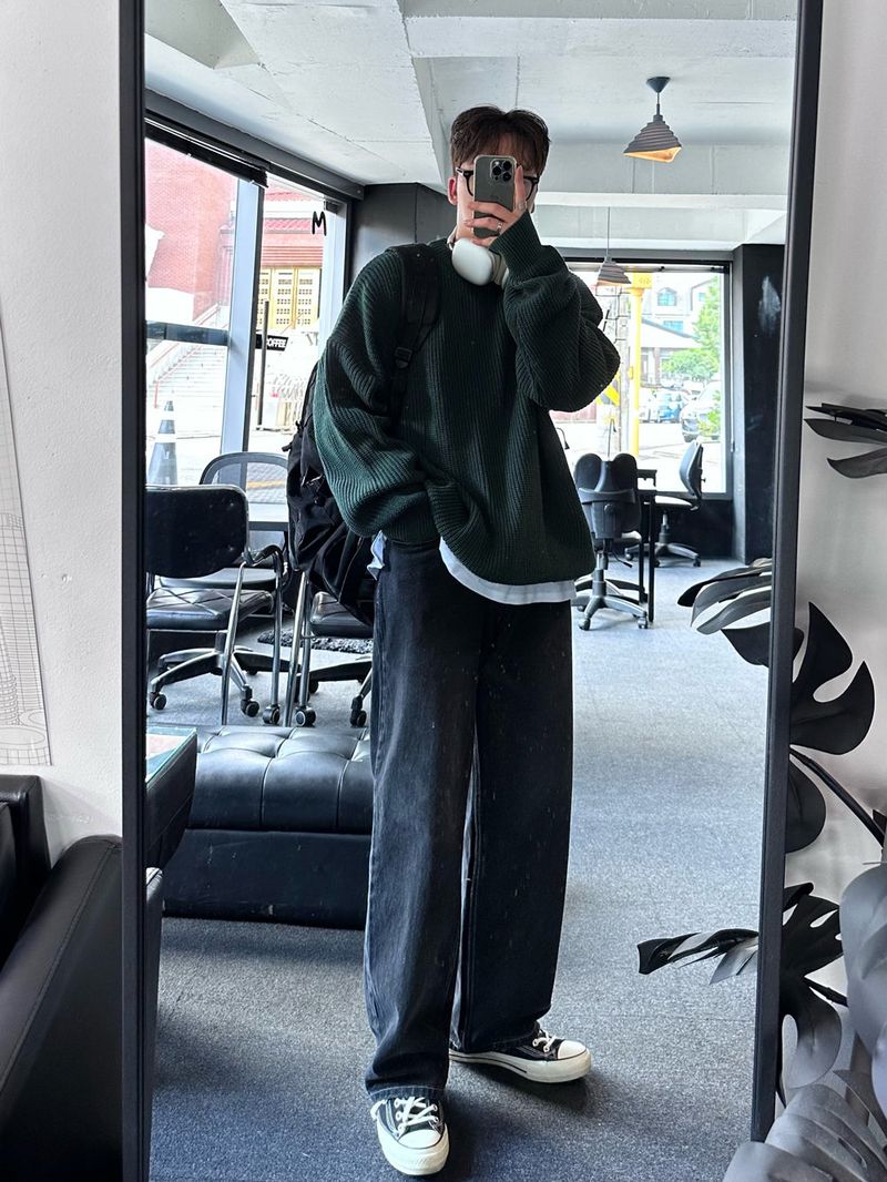 10.candy daily loosefit round knit