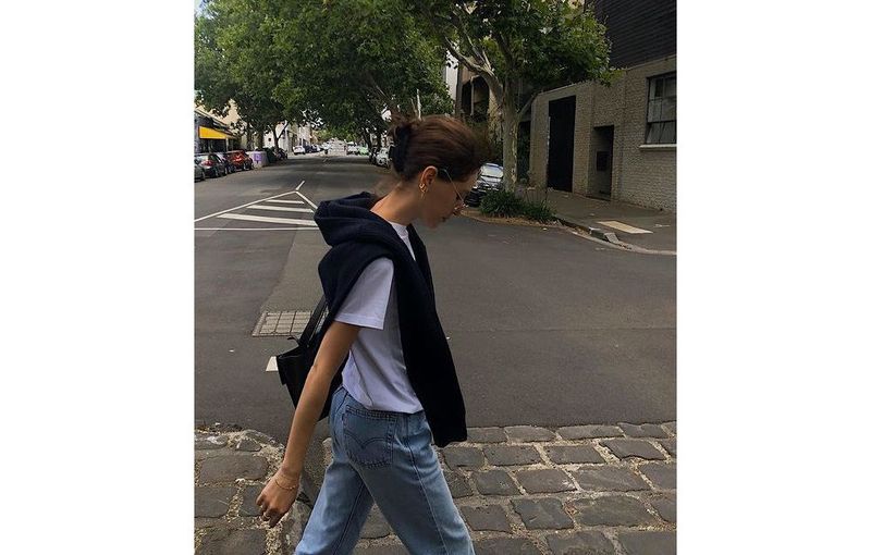 Seasonable basic t