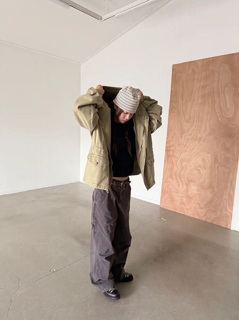 diagonal line pants