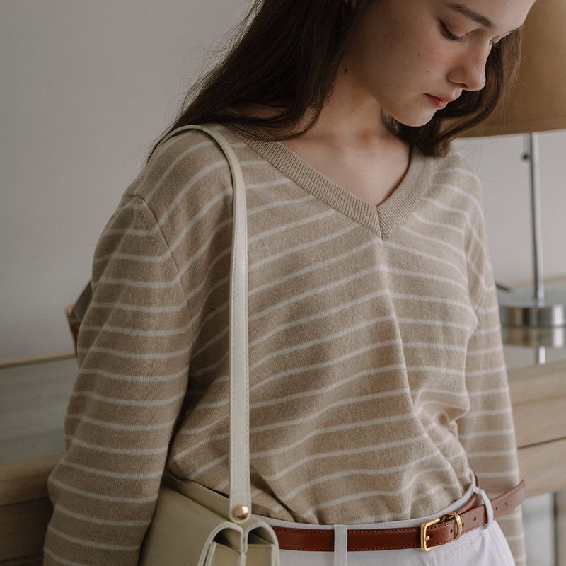 V-neck Stripe Knit - Beige