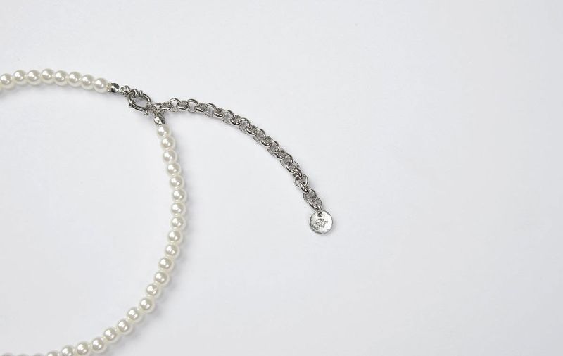 BEADED TIE NECKLACE (STRIPE)