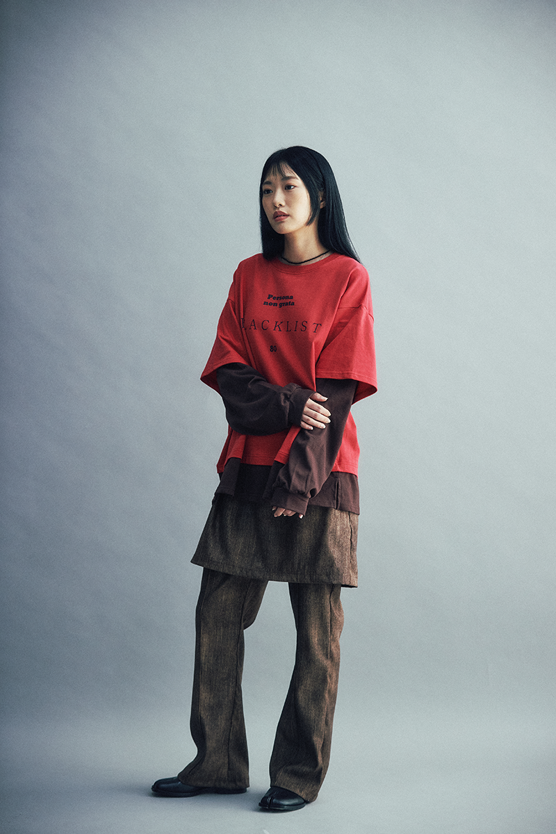 Blacklist lettering Layered tee (Red/Brown)