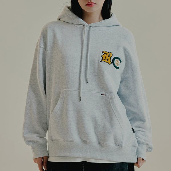 ROMANTIC CROWN（ロマンティッククラウン）の「RC PLAY LOGO HOODIE（Tops）」